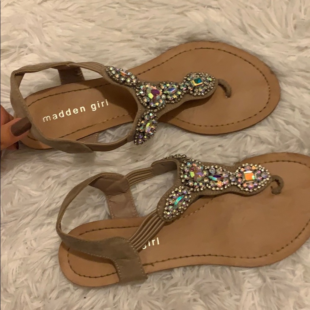 Thong Strap Sandals - Picture 2 of 3